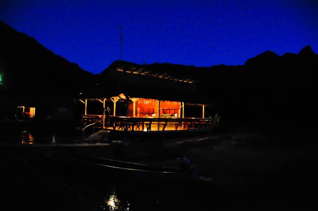 Lungcha Homestay Sam Roi Yot Exterior photo